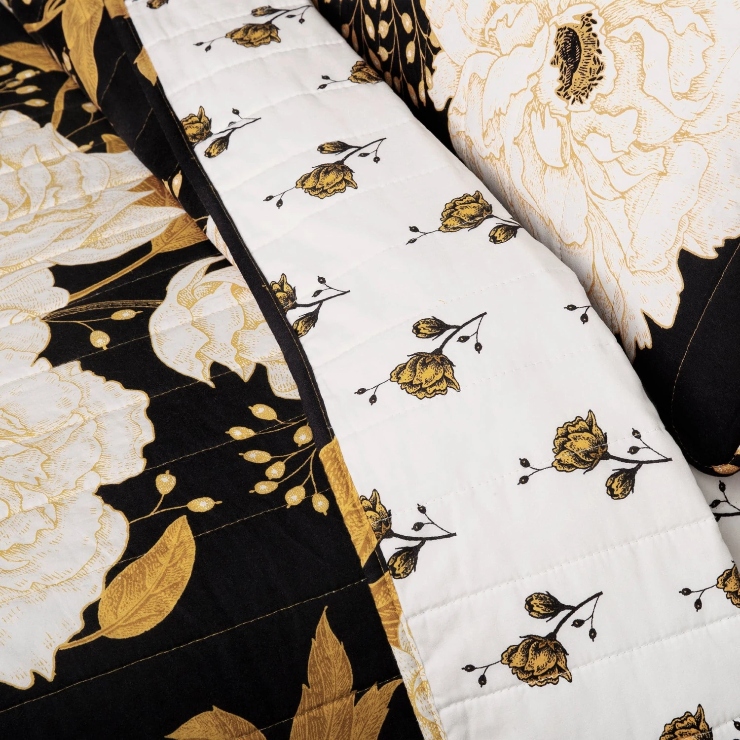 Zinnia Floral 3 Piece Quilt Set - Image 13