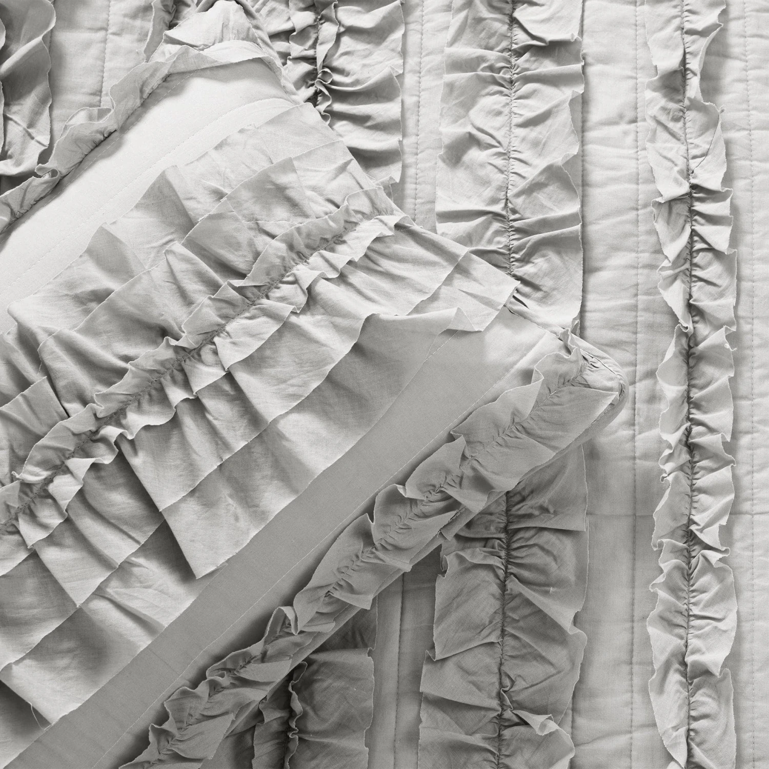 Belle Quilt 3 Piece Set - Image 10