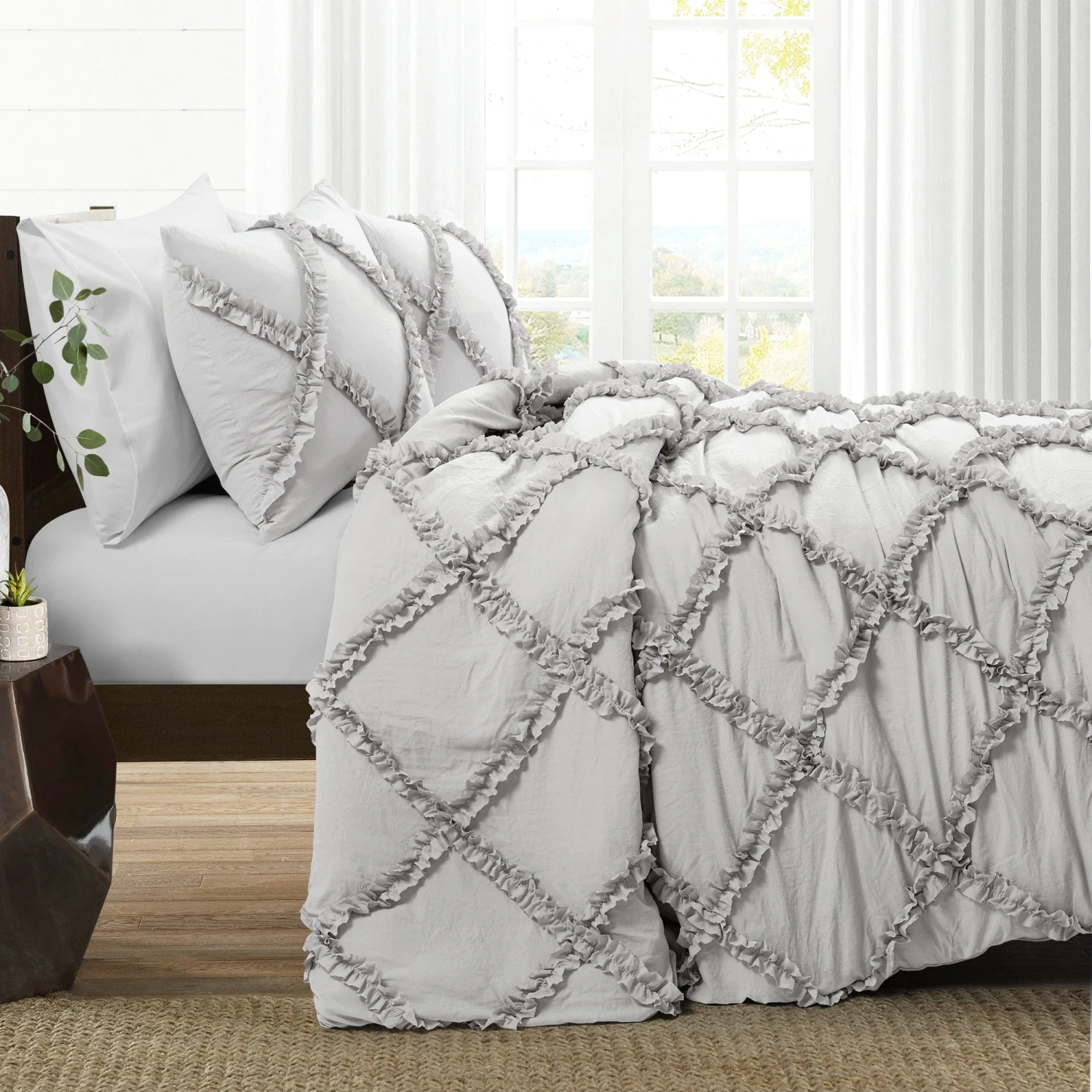 Ruffle Diamond 3 Piece Comforter Set - Image 3
