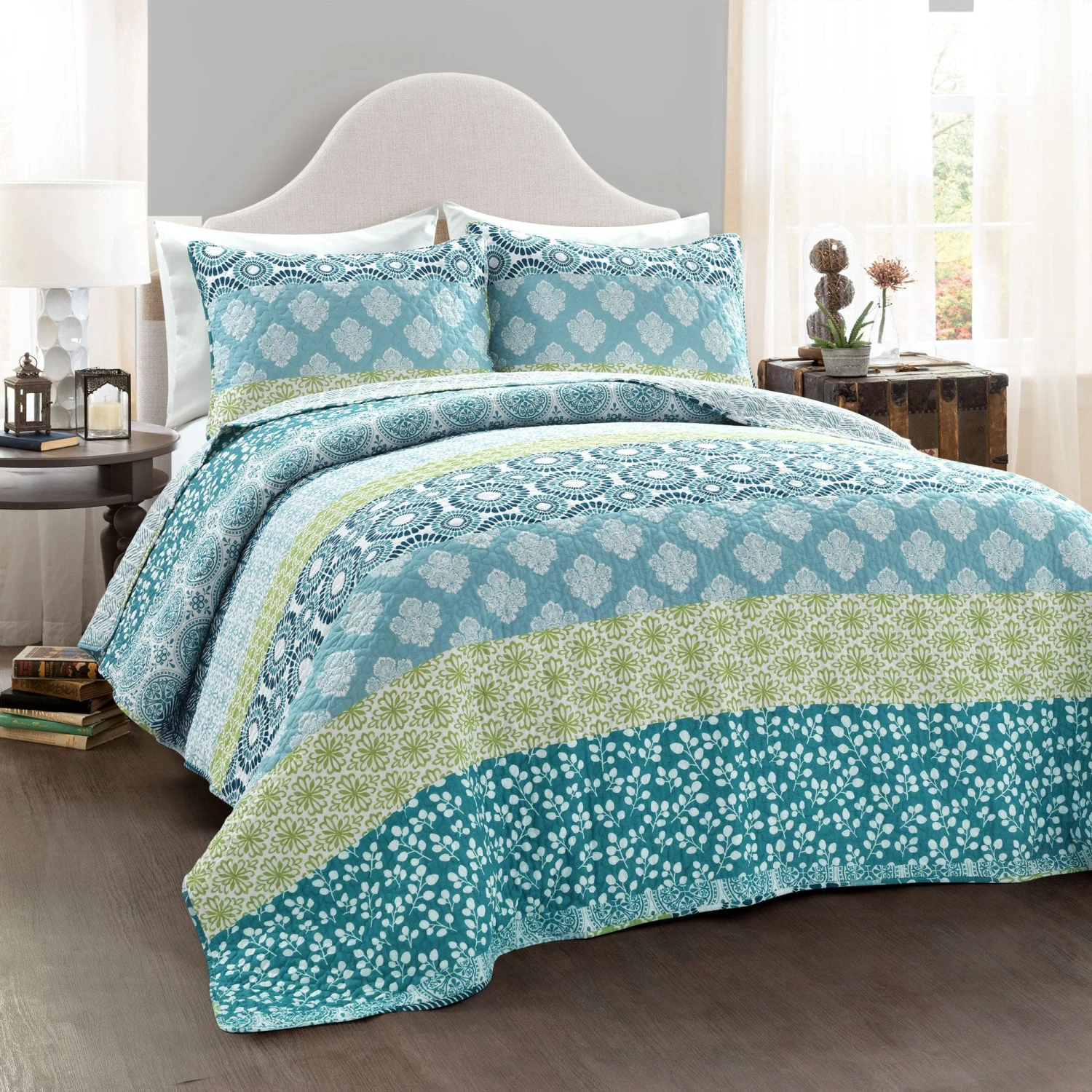 Bohemian Stripe Quilt 3 Piece Set - Image 3