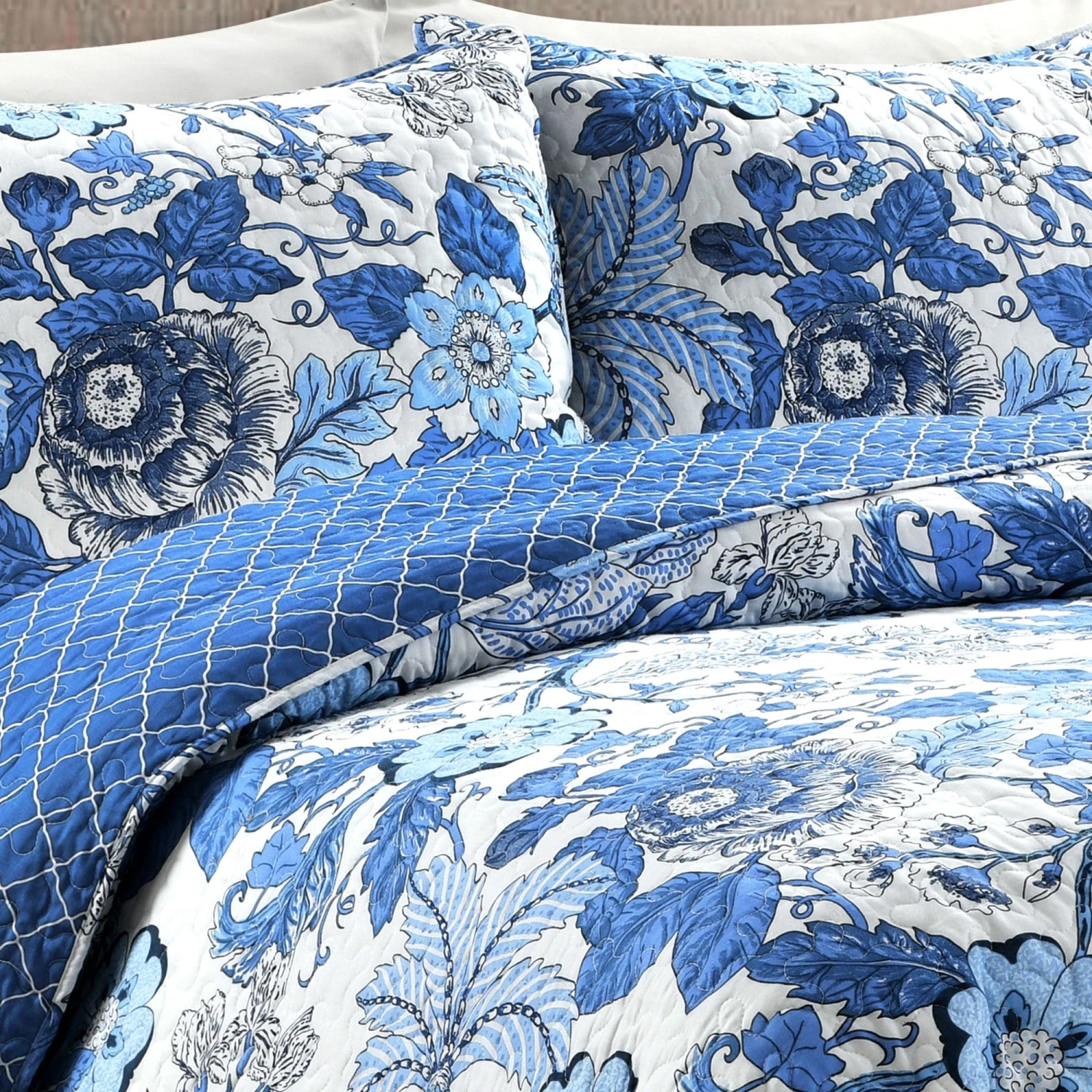 Sydney 3 Piece Quilt Set - Image 8