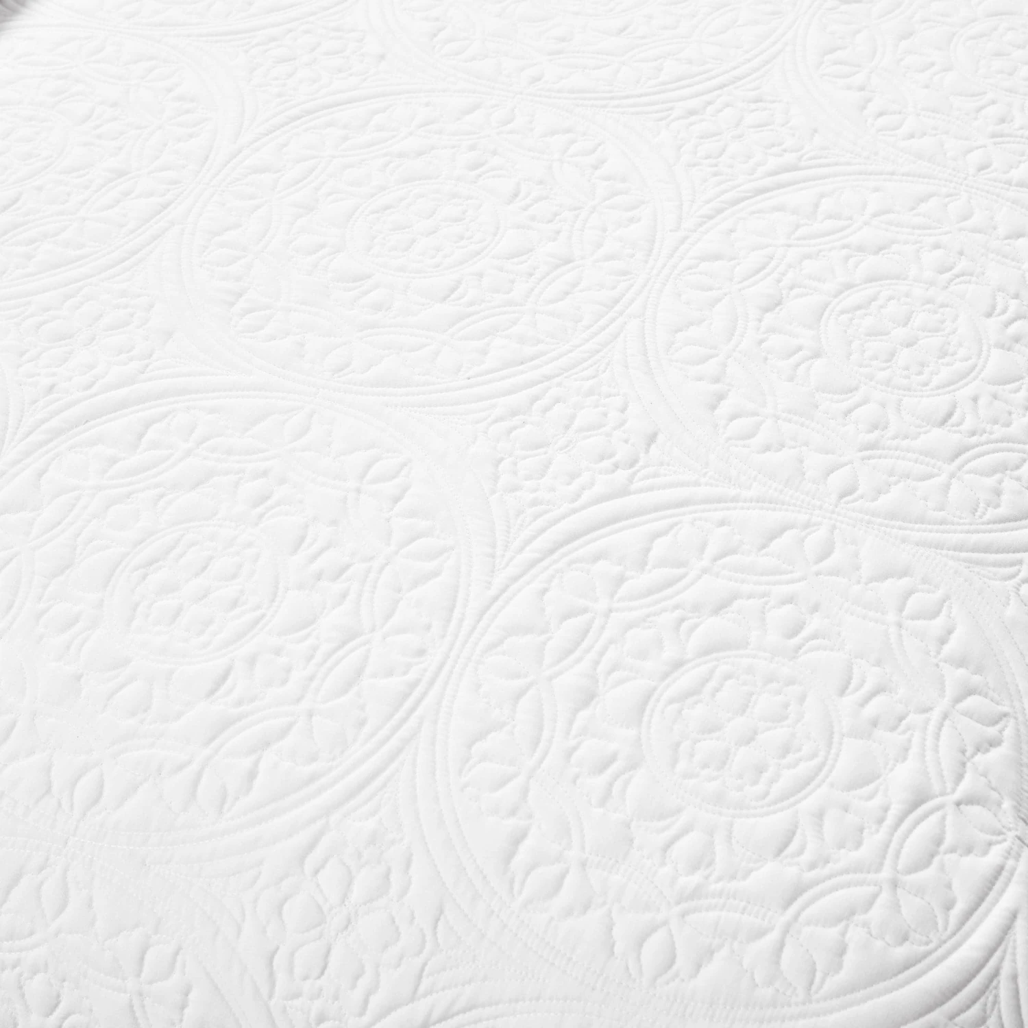 Medallion Scalloped Edge Oversized Bedspread Set - Image 7