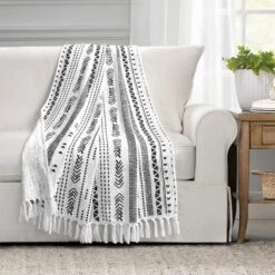 Hygge Stripe Cotton Slub Tassel Fringe Throw