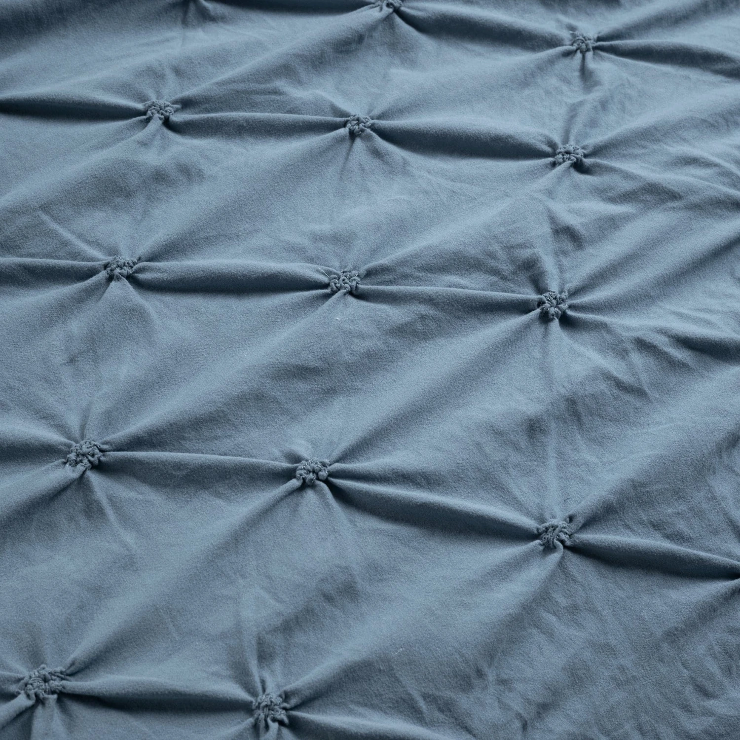 Ravello Pintuck 3 Piece Duvet Cover Set - Image 7