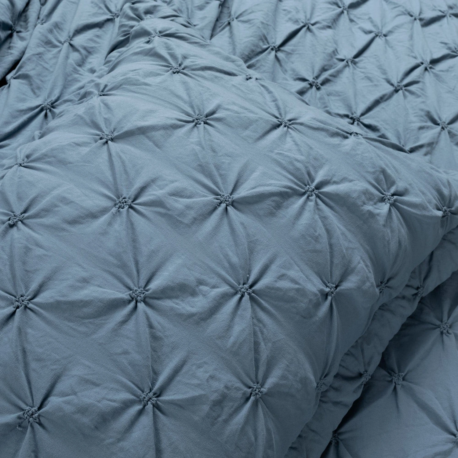 Ravello Pintuck 3 Piece Duvet Cover Set - Image 9