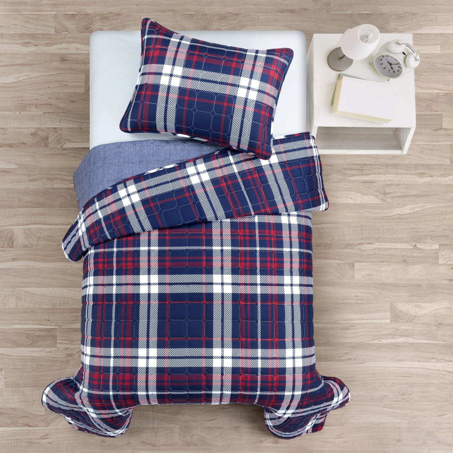 Grayson Farmhouse Plaid Reversible Quilt Set - Image 5
