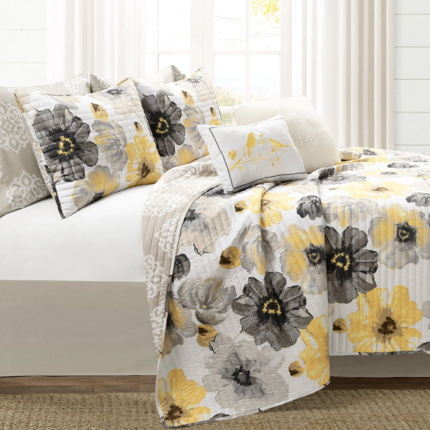Leah Reversible 8 Piece Quilt Set - Image 2