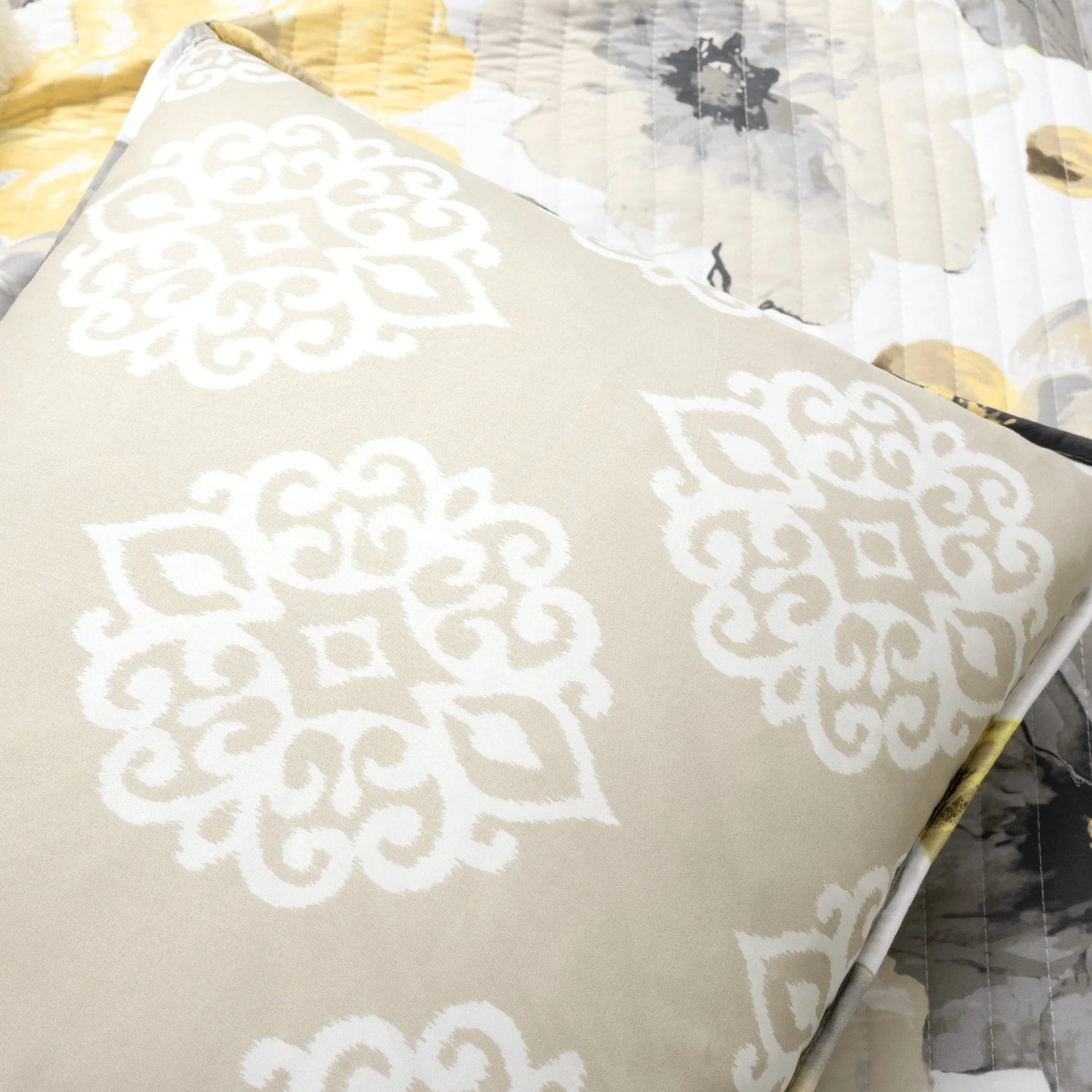 Leah Reversible 8 Piece Quilt Set - Image 6