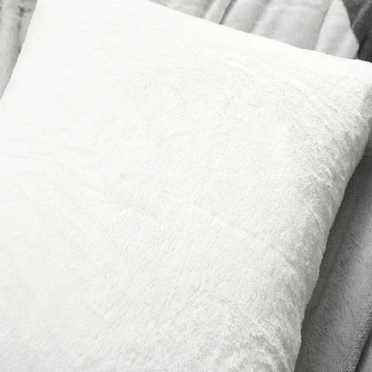 Farmhouse Color Block Ultra Soft Faux Fur Comforter Set - Image 13