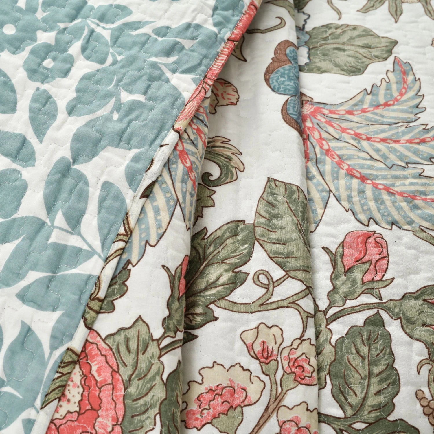 Sydney 3 Piece Quilt Set - Image 14