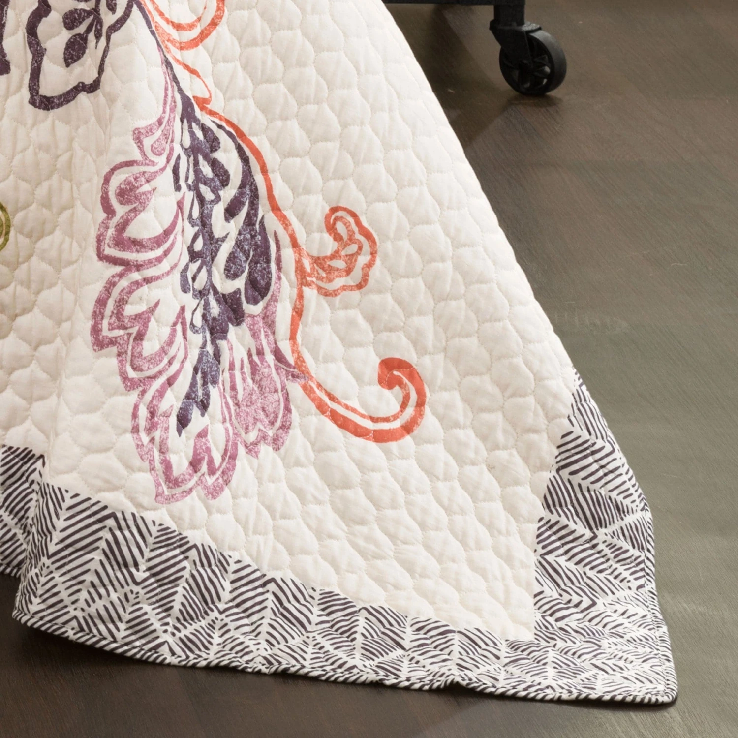 Aster Quilt 3 Piece Set - Image 4