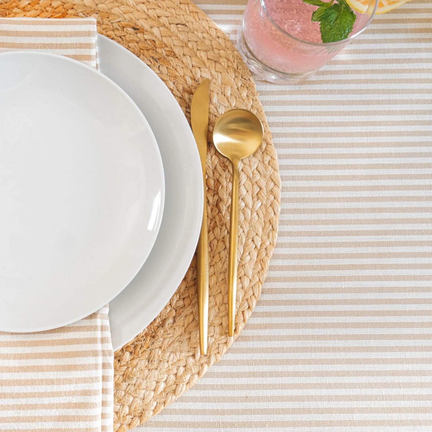 Farmhouse Ticking Stripe Yarn Dyed Tablecloth - Image 6