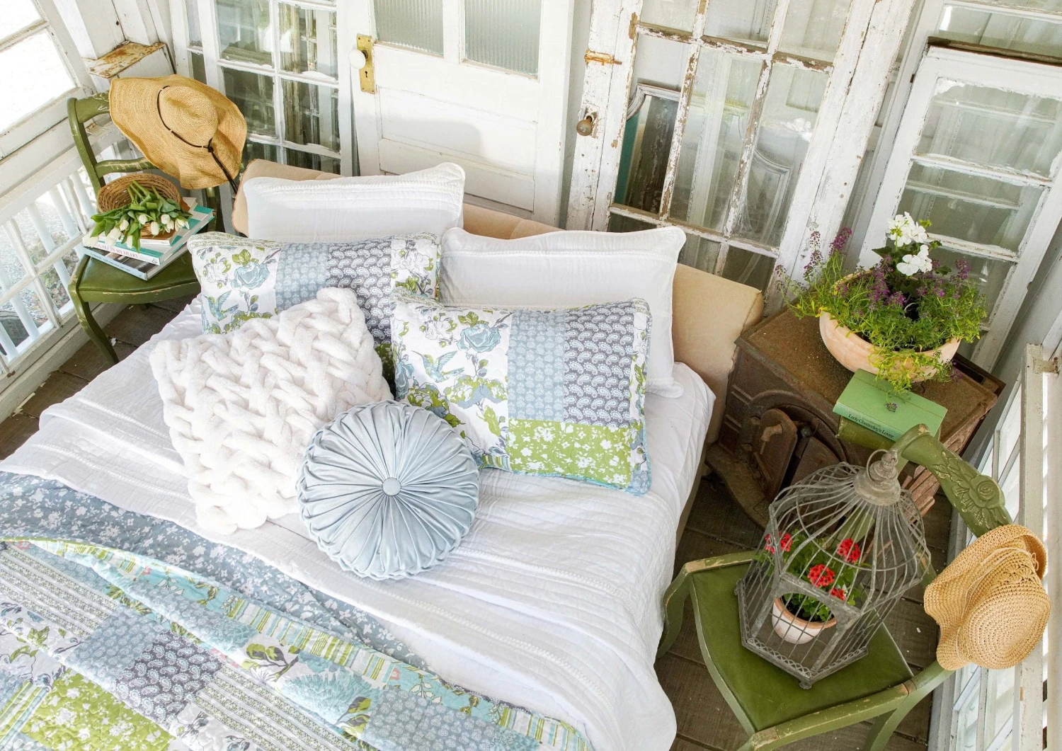 Roesser Quilt 3 Piece Set - Image 7